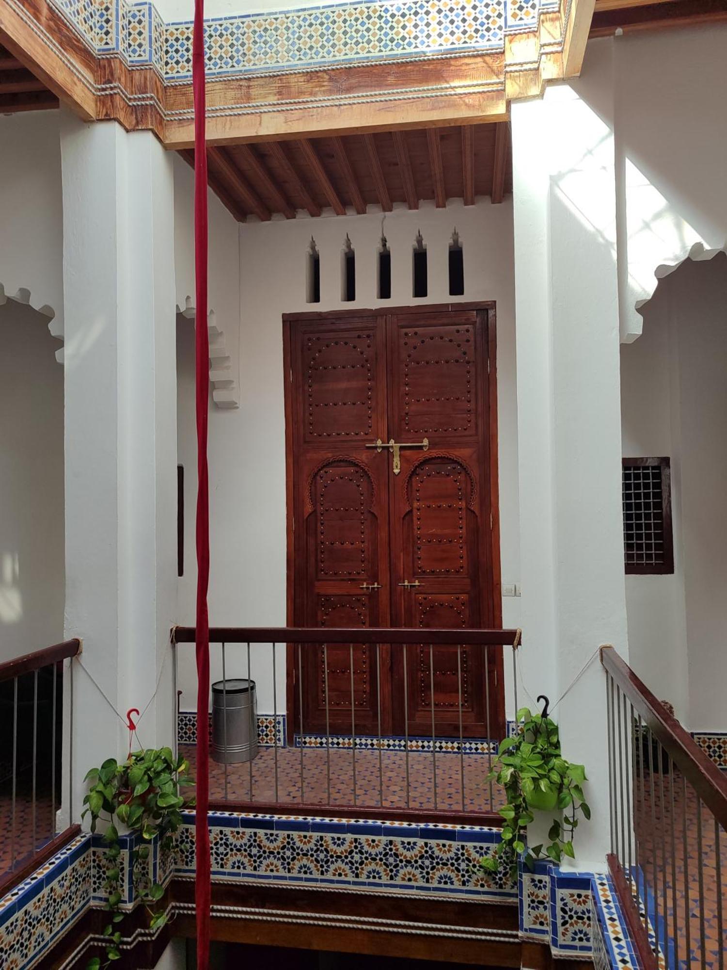 Hostel Four Seasons Tétouan Buitenkant foto